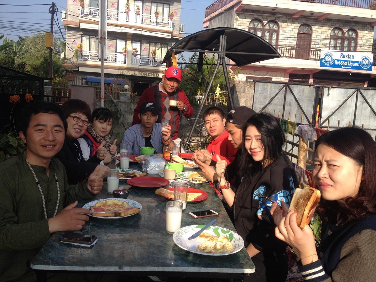 Hotel Buttercup Pokhara Kültér fotó