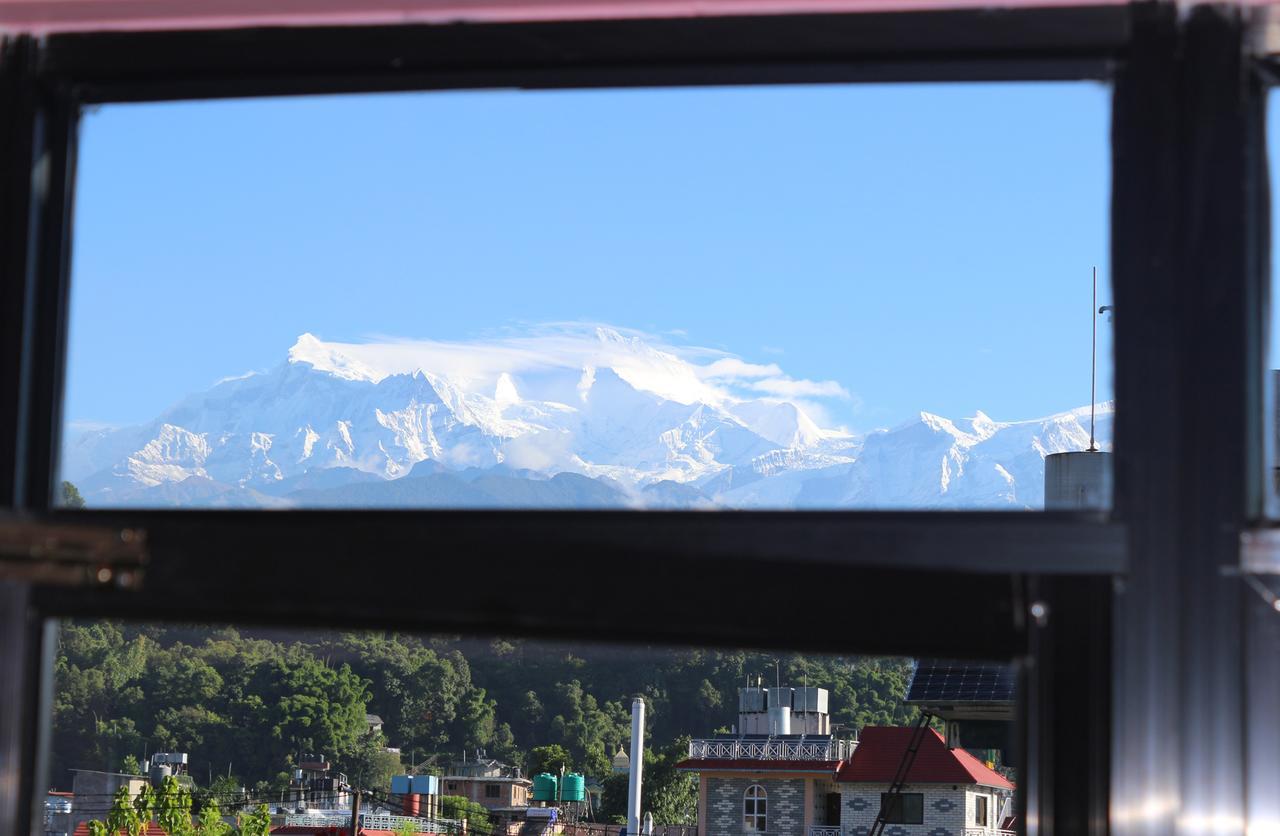 Hotel Buttercup Pokhara Kültér fotó